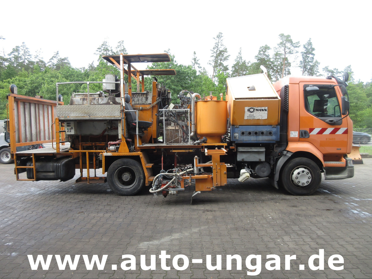 Hofmann H75 - 1000 Thermoplastic Roadmarking Machine Truck Mounted Hot Paint - Máquina de asfalto: foto 3 Hofmann H75 - 1000 Thermoplastic Roadmarking Machine Truck Mounted Hot Paint - Máquina de asfalto: foto 3