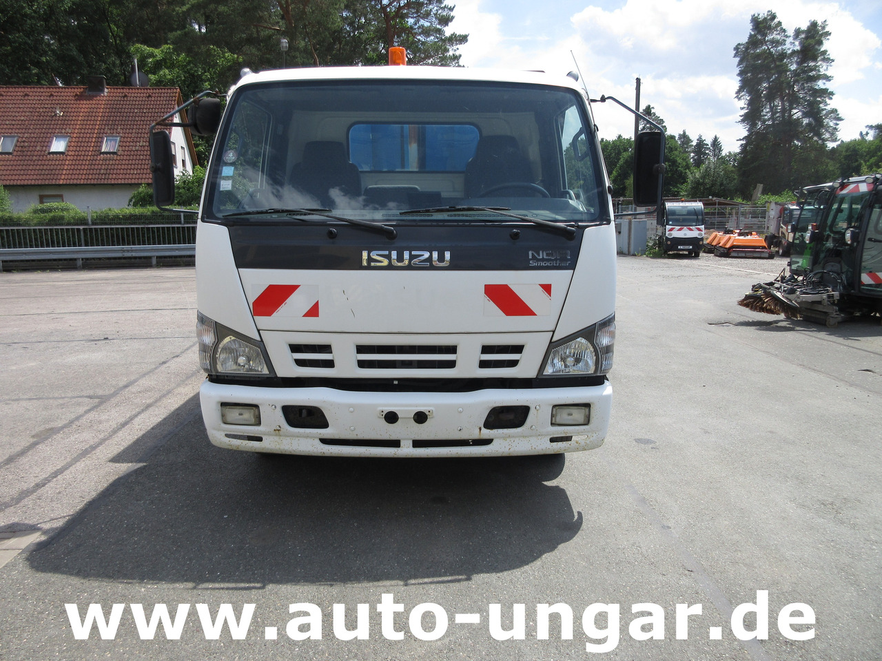 ISUZU NQR Smoother Q75 Y07 Müllwagen 8m³ TECNO 7.500kg Kipper Presse Lifter - Caminhão de lixo: foto 2 ISUZU NQR Smoother Q75 Y07 Müllwagen 8m³ TECNO 7.500kg Kipper Presse Lifter - Caminhão de lixo: foto 2