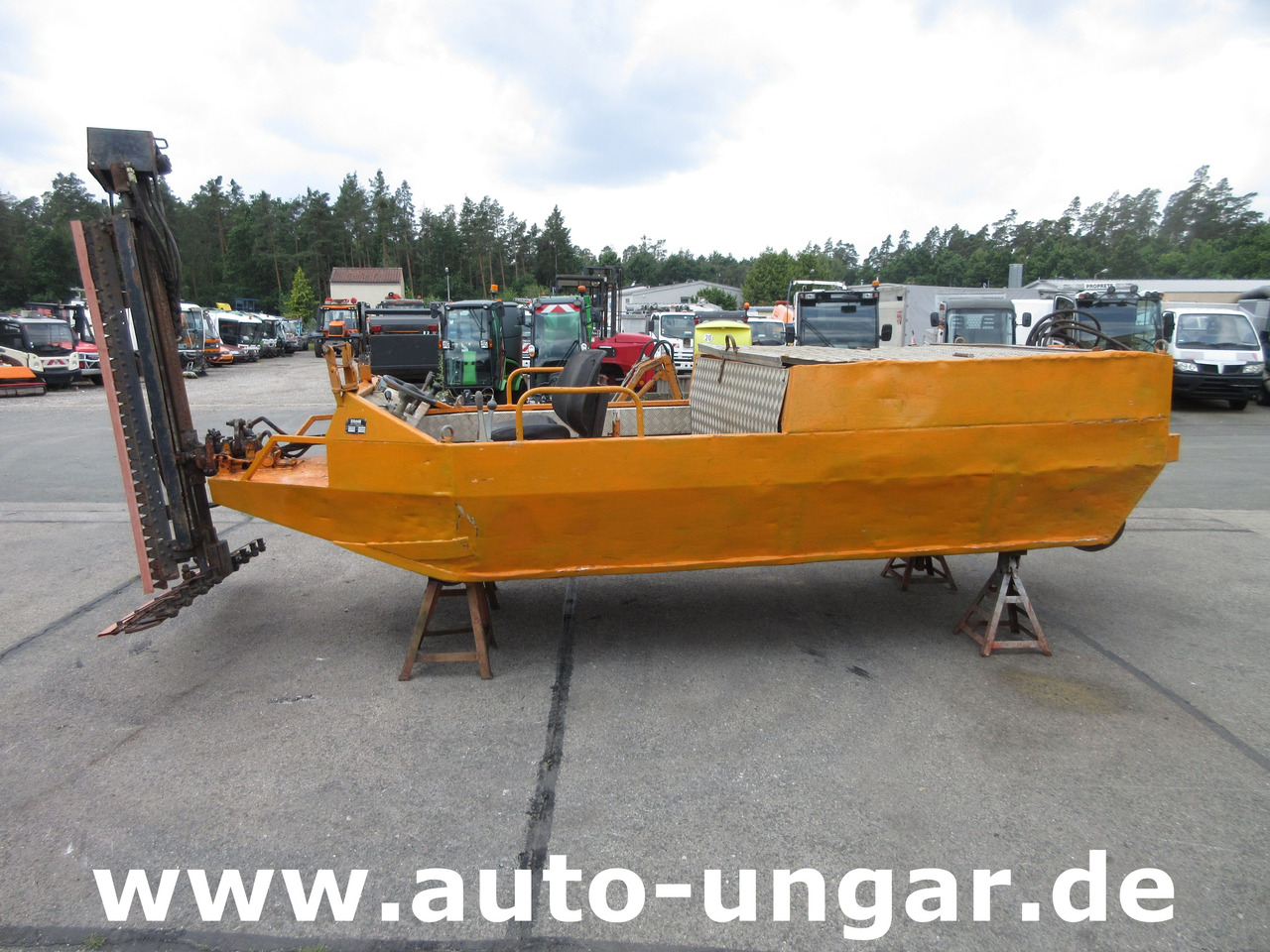 Gödde Mähboot O 420 T-Mähbalken + Seitenmäher Aquatic Weed Harvester - Veículo municipal/ Especial: foto 2 Gödde Mähboot O 420 T-Mähbalken + Seitenmäher Aquatic Weed Harvester - Veículo municipal/ Especial: foto 2