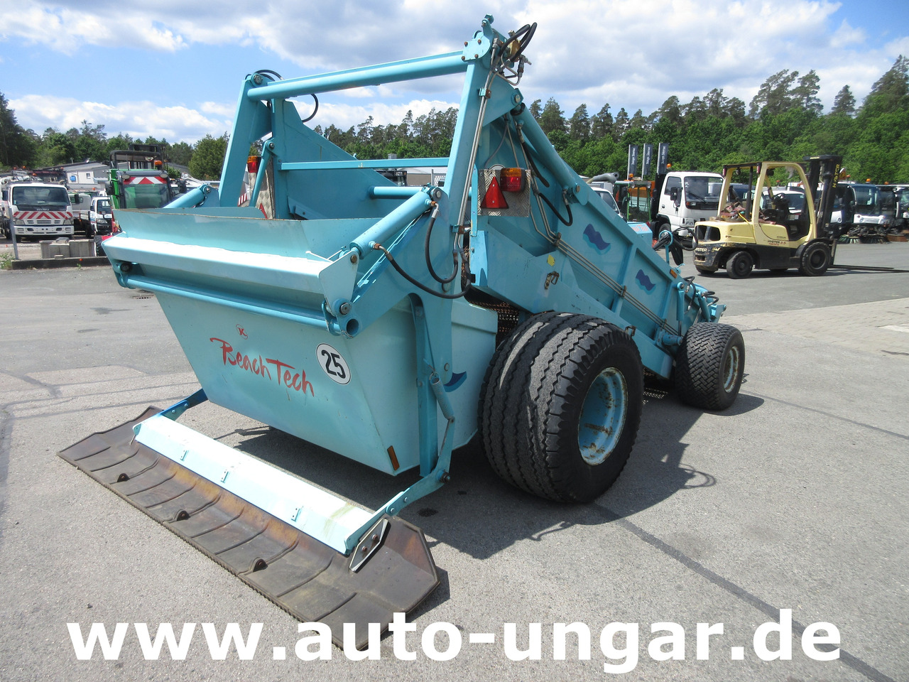 Kässbohrer BeachTech STR 2000 BeachCleaner Strandreiniger καθαριστής παραλίας - Veículo municipal/ Especial: foto 4 Kässbohrer BeachTech STR 2000 BeachCleaner Strandreiniger καθαριστής παραλίας - Veículo municipal/ Especial: foto 4