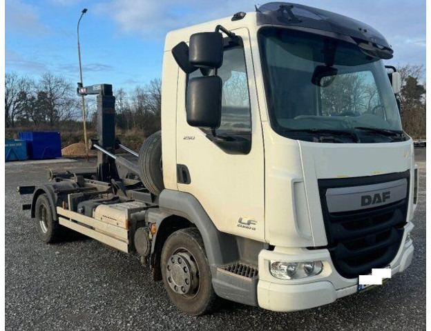 DAF 12t LF250 FA +2020 CTS - Camião polibenne: foto 1 DAF 12t LF250 FA +2020 CTS - Camião polibenne: foto 1