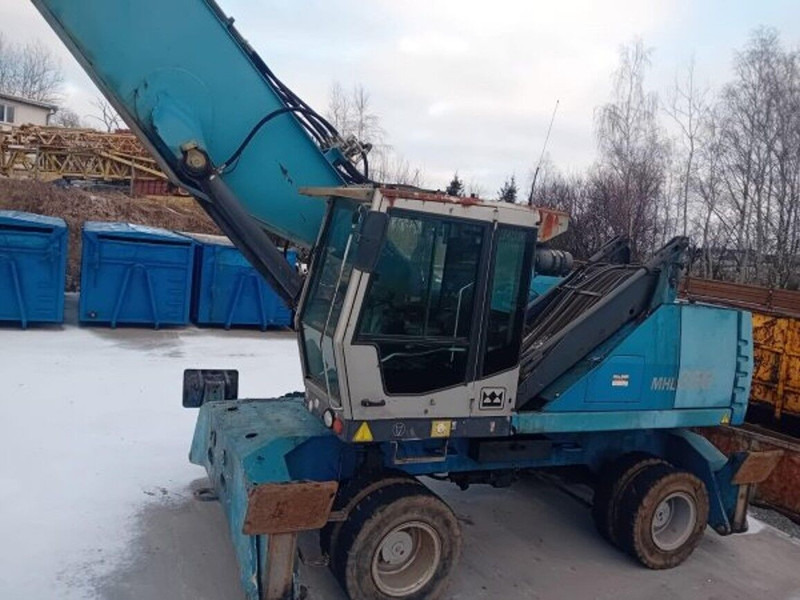 Fuchs MHL350 - Manipulador de material: foto 3 Fuchs MHL350 - Manipulador de material: foto 3