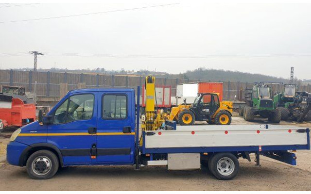 Iveco 50C18 Daily 3.D 16V +Effer - Carrinha de caixa aberta, Carrinha cabine dupla: foto 4 Iveco 50C18 Daily 3.D 16V +Effer - Carrinha de caixa aberta, Carrinha cabine dupla: foto 4