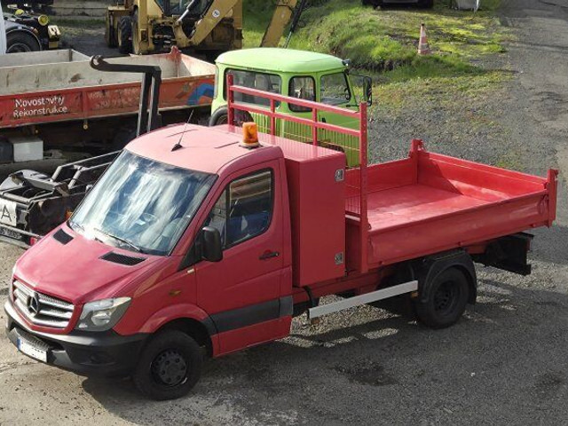 Mercedes-Benz Sprinter 516 CDI 2.2 - Carrinha basculante: foto 4 Mercedes-Benz Sprinter 516 CDI 2.2 - Carrinha basculante: foto 4