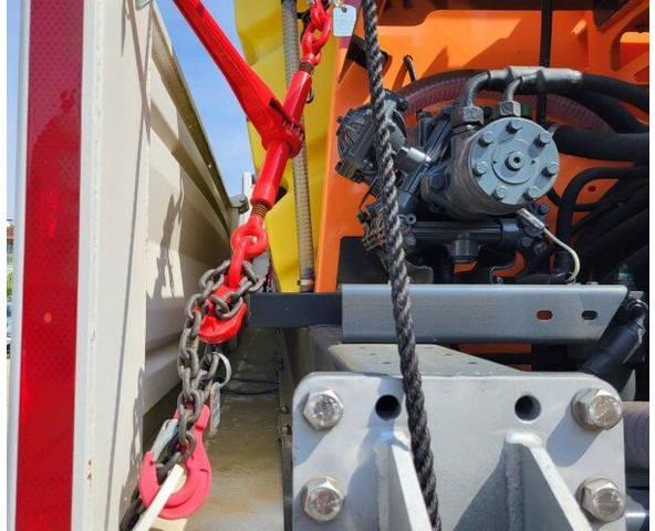 RASCO Solid LLB 4500 (+Kubota diesel) - Espalhador de areia/ Sal: foto 2 RASCO Solid LLB 4500 (+Kubota diesel) - Espalhador de areia/ Sal: foto 2