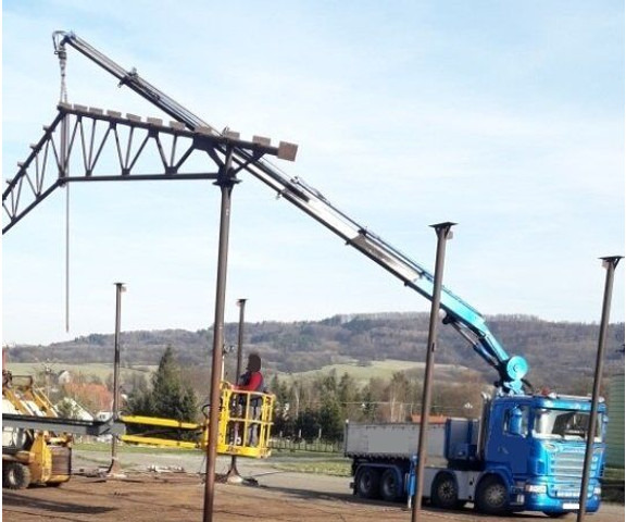 Scania 8x4 bord. R500 +23m crane - Camião basculante, Camião grua: foto 2 Scania 8x4 bord. R500 +23m crane - Camião basculante, Camião grua: foto 2