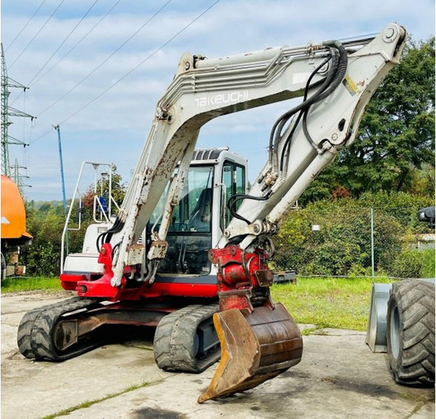 Takeuchi 7t TB175 powertilt - Escavadora de rastos: foto 4 Takeuchi 7t TB175 powertilt - Escavadora de rastos: foto 4