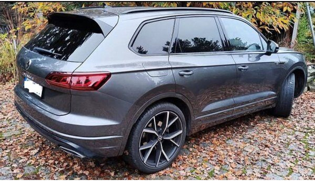 Volkswagen Touareg 3.0 TDi R-line 4-motion - Automóvel: foto 2 Volkswagen Touareg 3.0 TDi R-line 4-motion - Automóvel: foto 2
