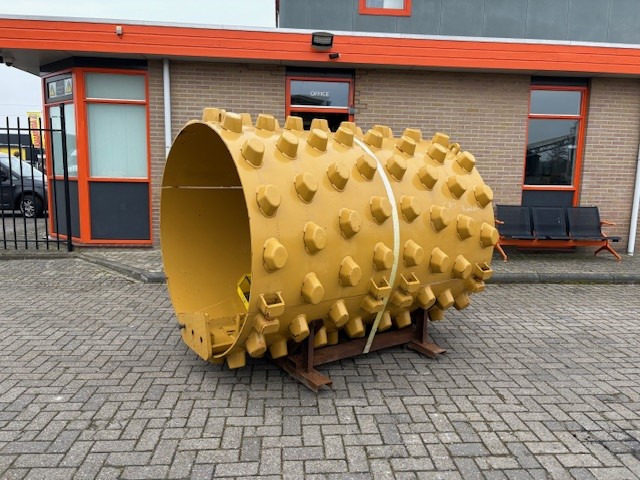 CATERPILLAR CS10/CS11/CS12/CS13 Padfoot kit - Compactador de asfalto: foto 1 CATERPILLAR CS10/CS11/CS12/CS13 Padfoot kit - Compactador de asfalto: foto 1