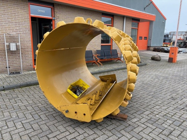 CATERPILLAR CS10/CS11/CS12/CS13 Padfoot kit - Compactador de asfalto: foto 2 CATERPILLAR CS10/CS11/CS12/CS13 Padfoot kit - Compactador de asfalto: foto 2