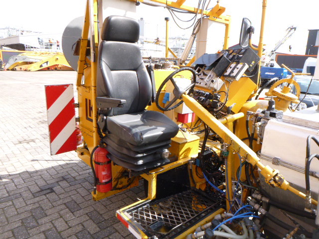 Máquina de asfalto Clenosol Borum RM533 Super DOT: foto 12