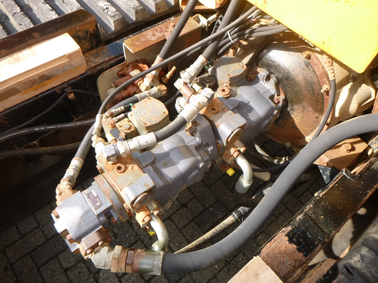 Máquina de construção CATERPILLAR LD700E: foto 37
