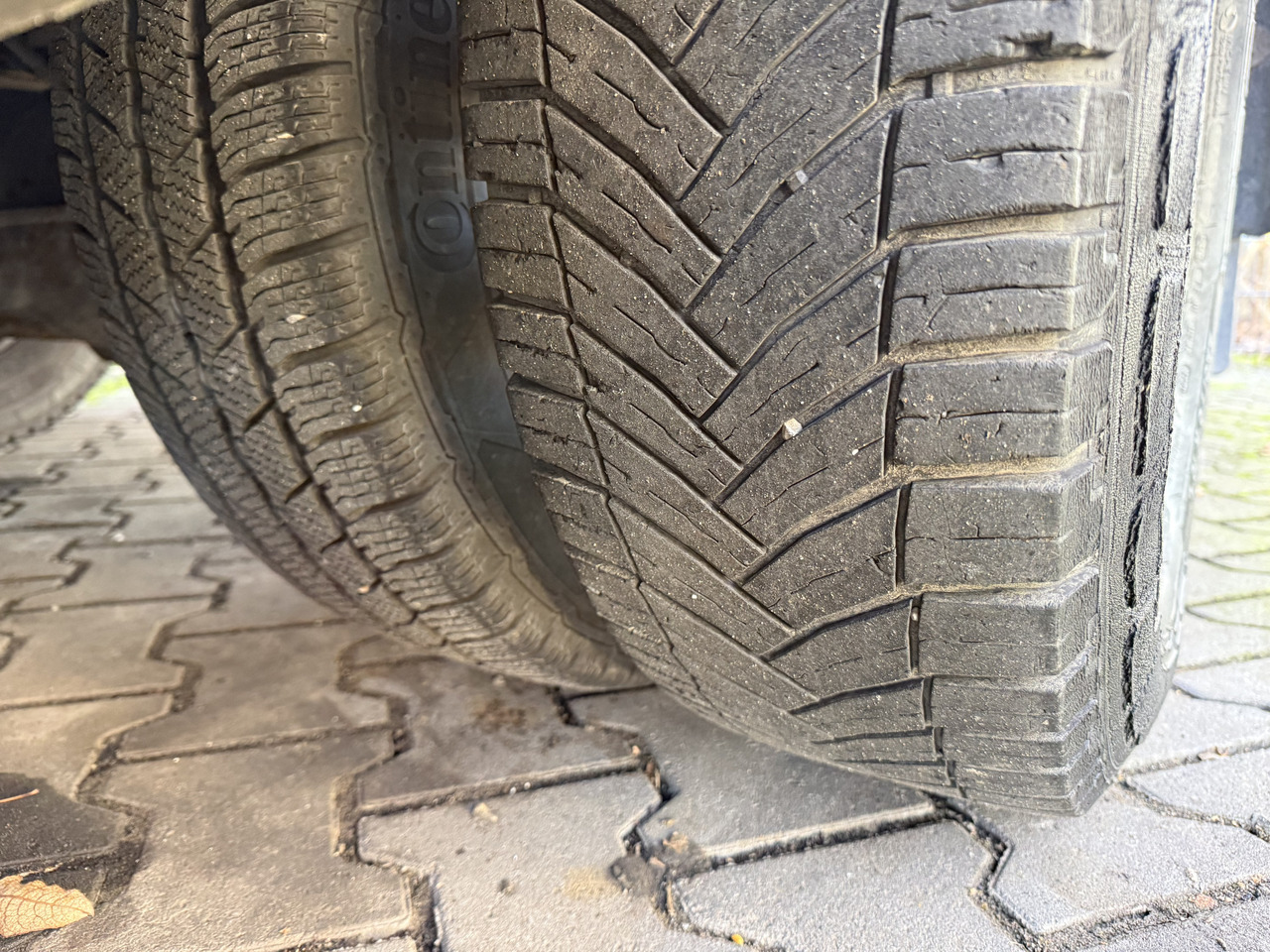 Iveco Daily 70C17 HMF 635 Kran bis 11 Meter - Camião grua, Carrinha de caixa aberta: foto 3 Iveco Daily 70C17 HMF 635 Kran bis 11 Meter - Camião grua, Carrinha de caixa aberta: foto 3