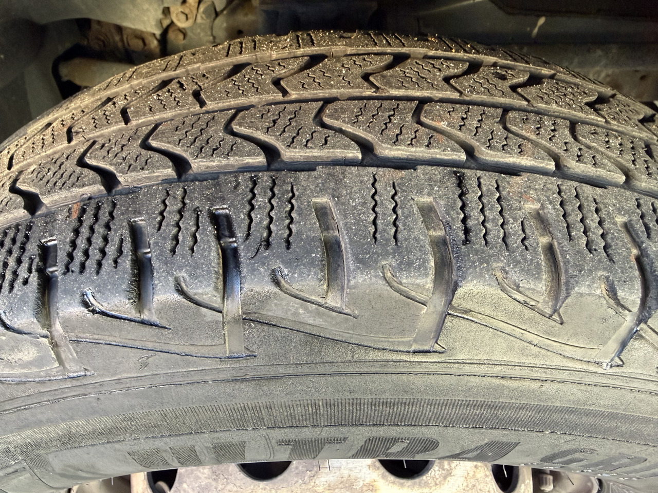 Iveco Daily 70C17 HMF 635 Kran bis 11 Meter - Camião grua, Carrinha de caixa aberta: foto 4 Iveco Daily 70C17 HMF 635 Kran bis 11 Meter - Camião grua, Carrinha de caixa aberta: foto 4