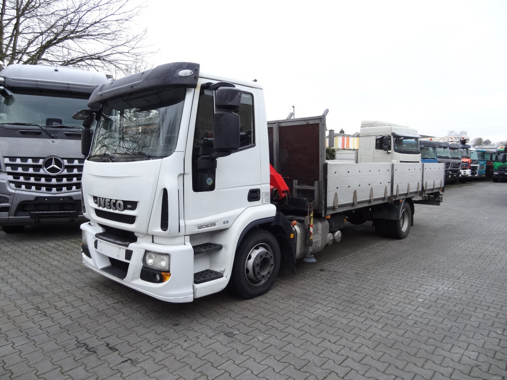 Camião grua, Camião de caixa aberta/ Plataforma Iveco EuroCargo 120E25 Fassi F38: foto 8