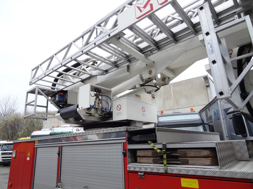Locação financeira de MAN FE 410 6X6 Feuerwehr Vema Lift 32 Meter MAN FE 410 6X6 Feuerwehr Vema Lift 32 Meter: foto 7