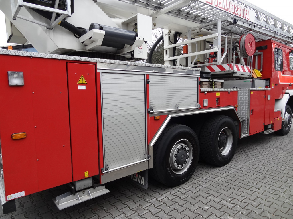 MAN FE 410 6X6 Feuerwehr Vema Lift 32 Meter - Caminhão com plataforma aérea: foto 4 MAN FE 410 6X6 Feuerwehr Vema Lift 32 Meter - Caminhão com plataforma aérea: foto 4
