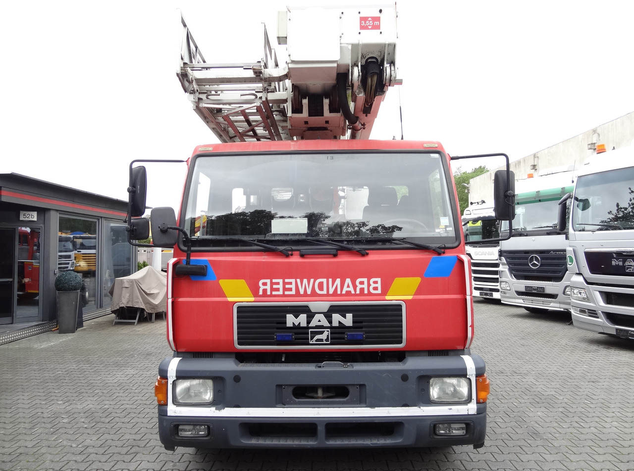 Locação financeira de MAN L2000 18.284 Feuerwehr Bronto Skylift 27 Meter MAN L2000 18.284 Feuerwehr Bronto Skylift 27 Meter: foto 8 Locação financeira de MAN L2000 18.284 Feuerwehr Bronto Skylift 27 Meter MAN L2000 18.284 Feuerwehr Bronto Skylift 27 Meter: foto 8