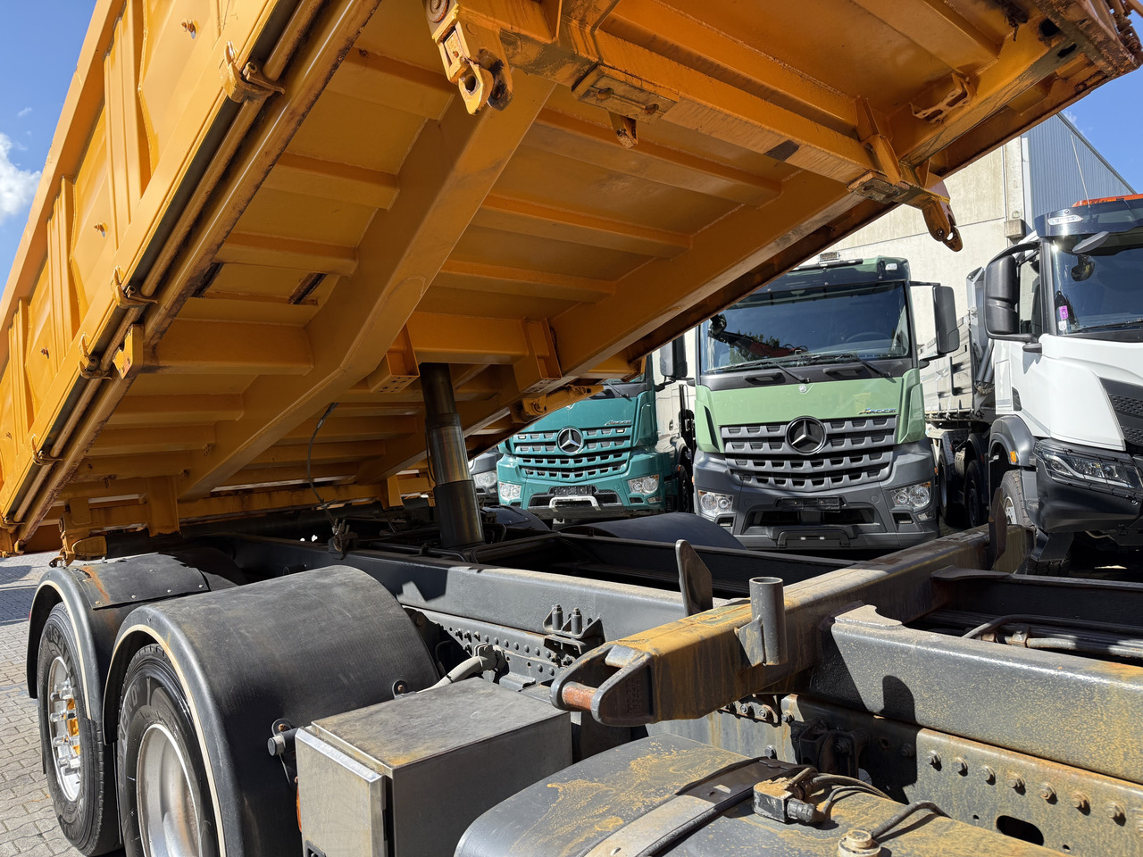 Locação financeira de MAN TGA 26.360 6X2 Kipper Kran Palfinger 15500 MAN TGA 26.360 6X2 Kipper Kran Palfinger 15500: foto 14