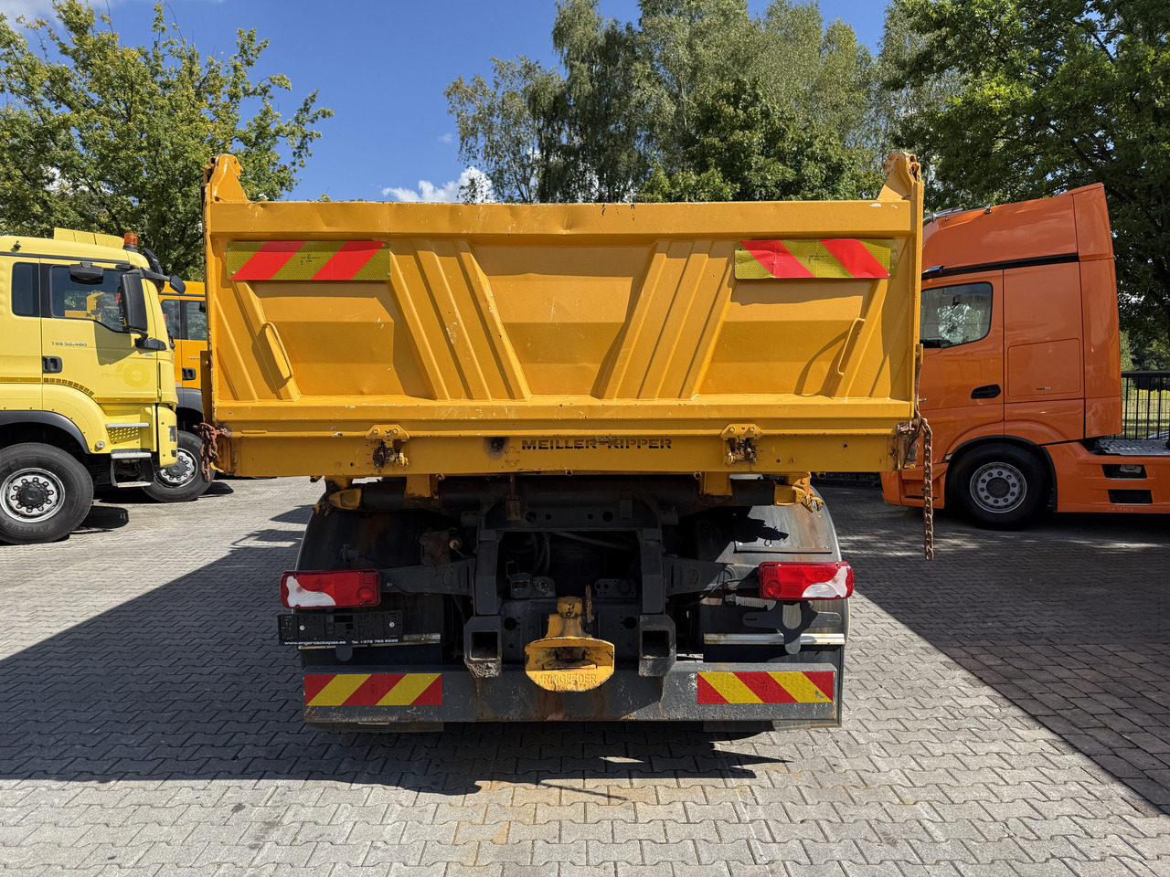 Locação financeira de MAN TGA 26.360 6X2 Kipper Kran Palfinger 15500 MAN TGA 26.360 6X2 Kipper Kran Palfinger 15500: foto 11