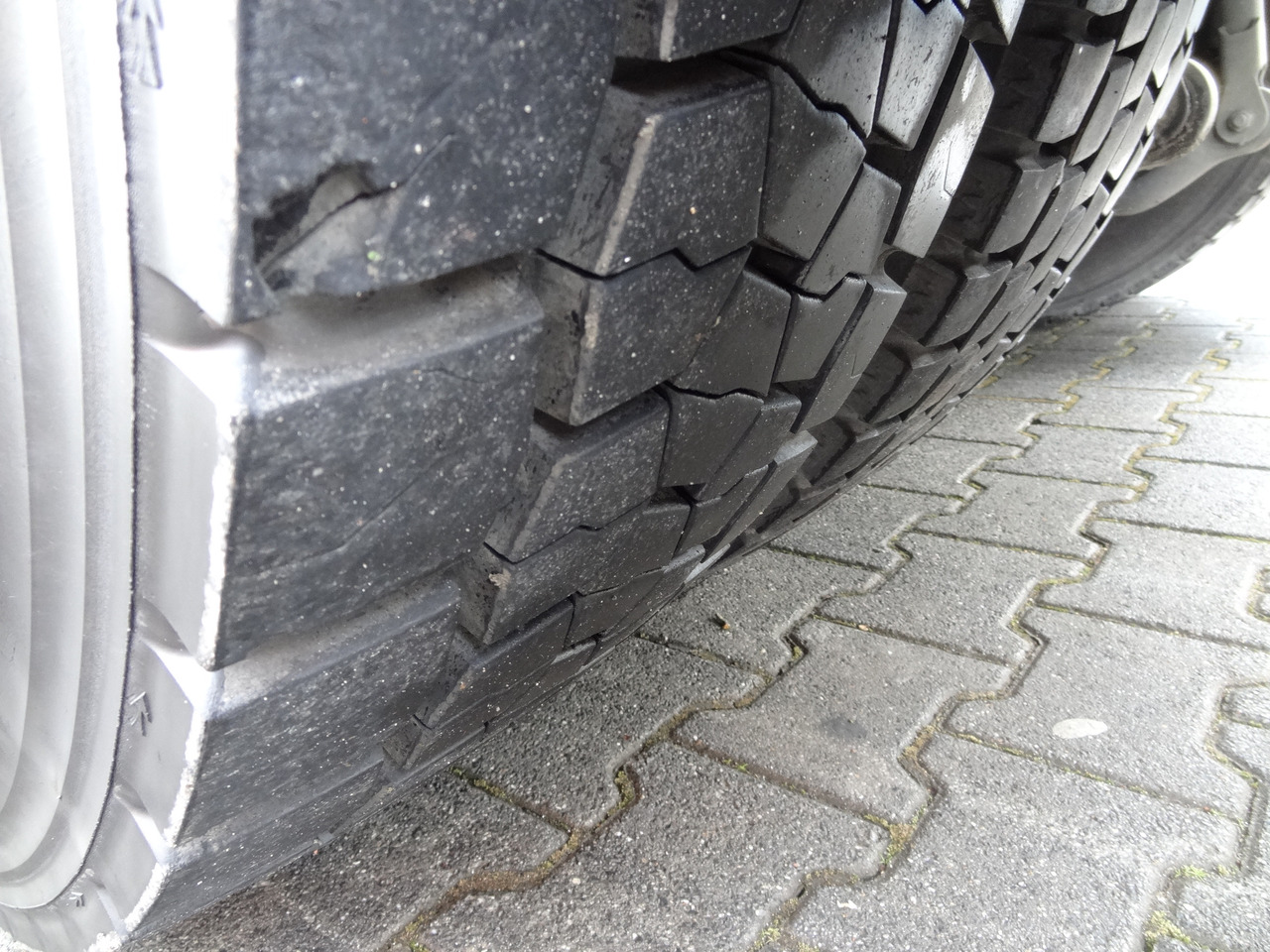 MAN TGS 26.320 6X4 BB mit Kran Fassi F175 - Camião grua, Camião de caixa aberta/ Plataforma: foto 5 MAN TGS 26.320 6X4 BB mit Kran Fassi F175 - Camião grua, Camião de caixa aberta/ Plataforma: foto 5