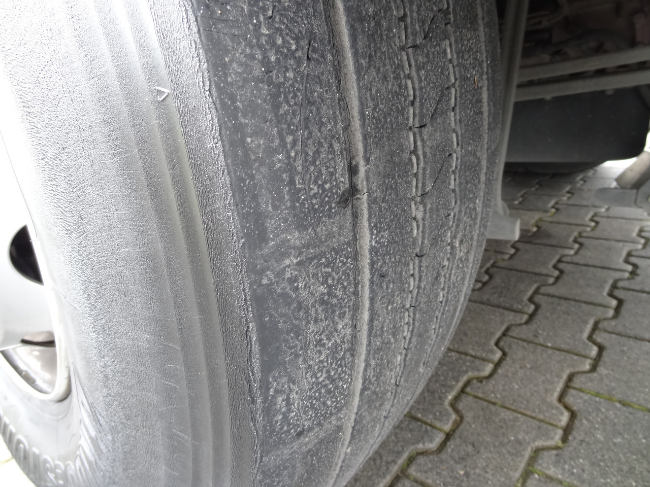 MAN TGS 26.320 6X4 BB mit Kran Fassi F175 - Camião grua, Camião de caixa aberta/ Plataforma: foto 4 MAN TGS 26.320 6X4 BB mit Kran Fassi F175 - Camião grua, Camião de caixa aberta/ Plataforma: foto 4