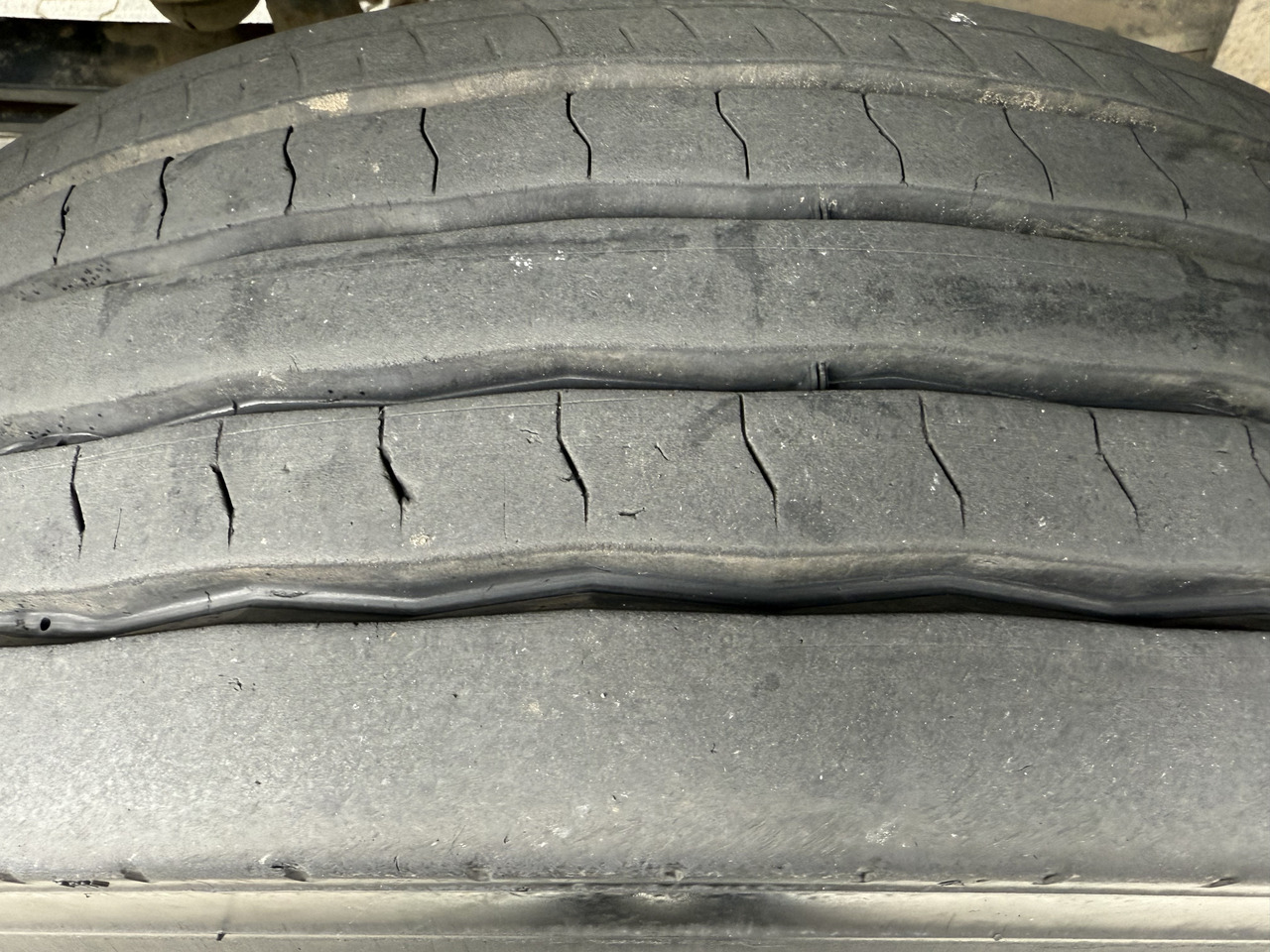 MAN TGS 26.400 6X6 BB Meiller - Camião basculante: foto 3 MAN TGS 26.400 6X6 BB Meiller - Camião basculante: foto 3