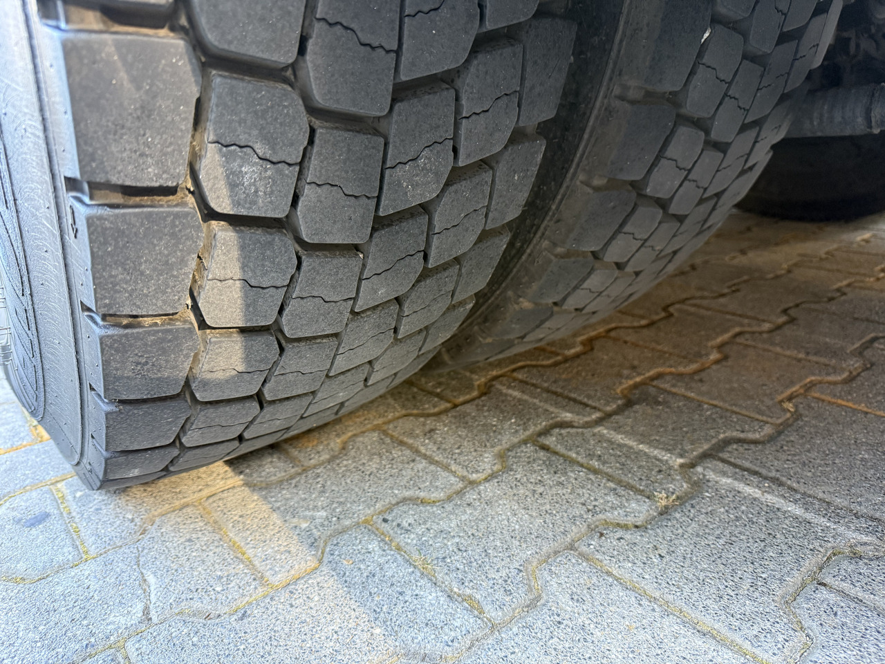 Locação financeira de MAN TGX 26.480 6X2 Hiab 422 Bj 2017 bis 30 Meter MAN TGX 26.480 6X2 Hiab 422 Bj 2017 bis 30 Meter: foto 7