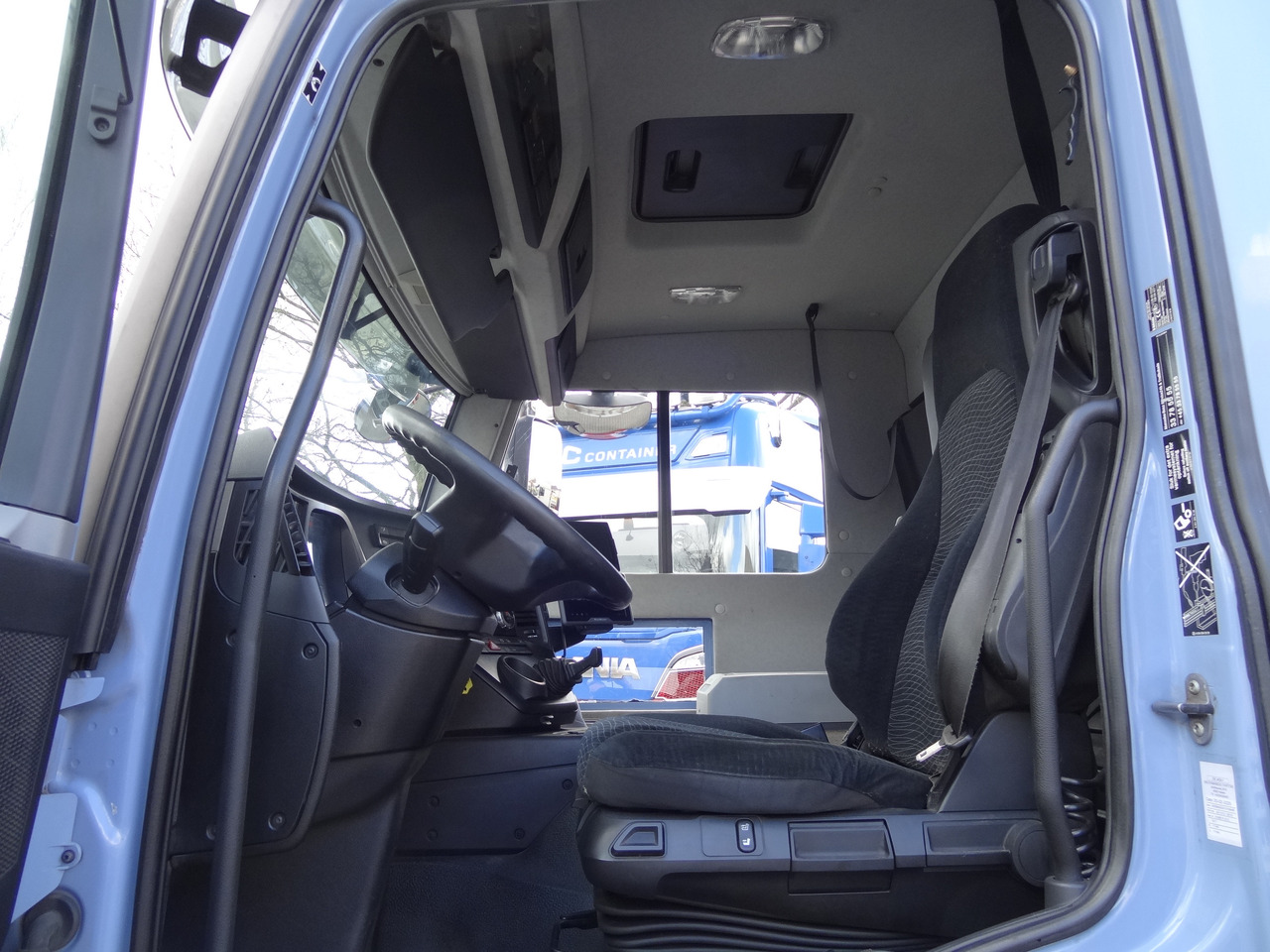 Mercedes-Benz Actros 2533 6X2 HMF 1820 Langmaterial - Camião de caixa aberta/ Plataforma, Camião grua: foto 4 Mercedes-Benz Actros 2533 6X2 HMF 1820 Langmaterial - Camião de caixa aberta/ Plataforma, Camião grua: foto 4