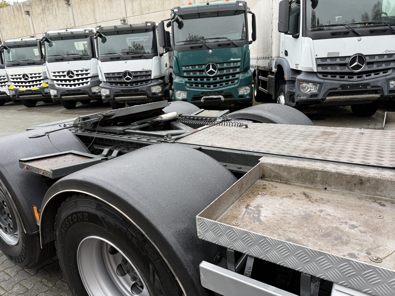 Mercedes-Benz Actros 2548 LS 6X2 Kran HMF 3220 bis 16 Meter - Camião grua, Tractor: foto 3 Mercedes-Benz Actros 2548 LS 6X2 Kran HMF 3220 bis 16 Meter - Camião grua, Tractor: foto 3