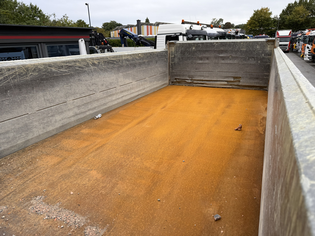 Mercedes-Benz Arocs 3246K 8X4 Meiller - Camião basculante: foto 5 Mercedes-Benz Arocs 3246K 8X4 Meiller - Camião basculante: foto 5