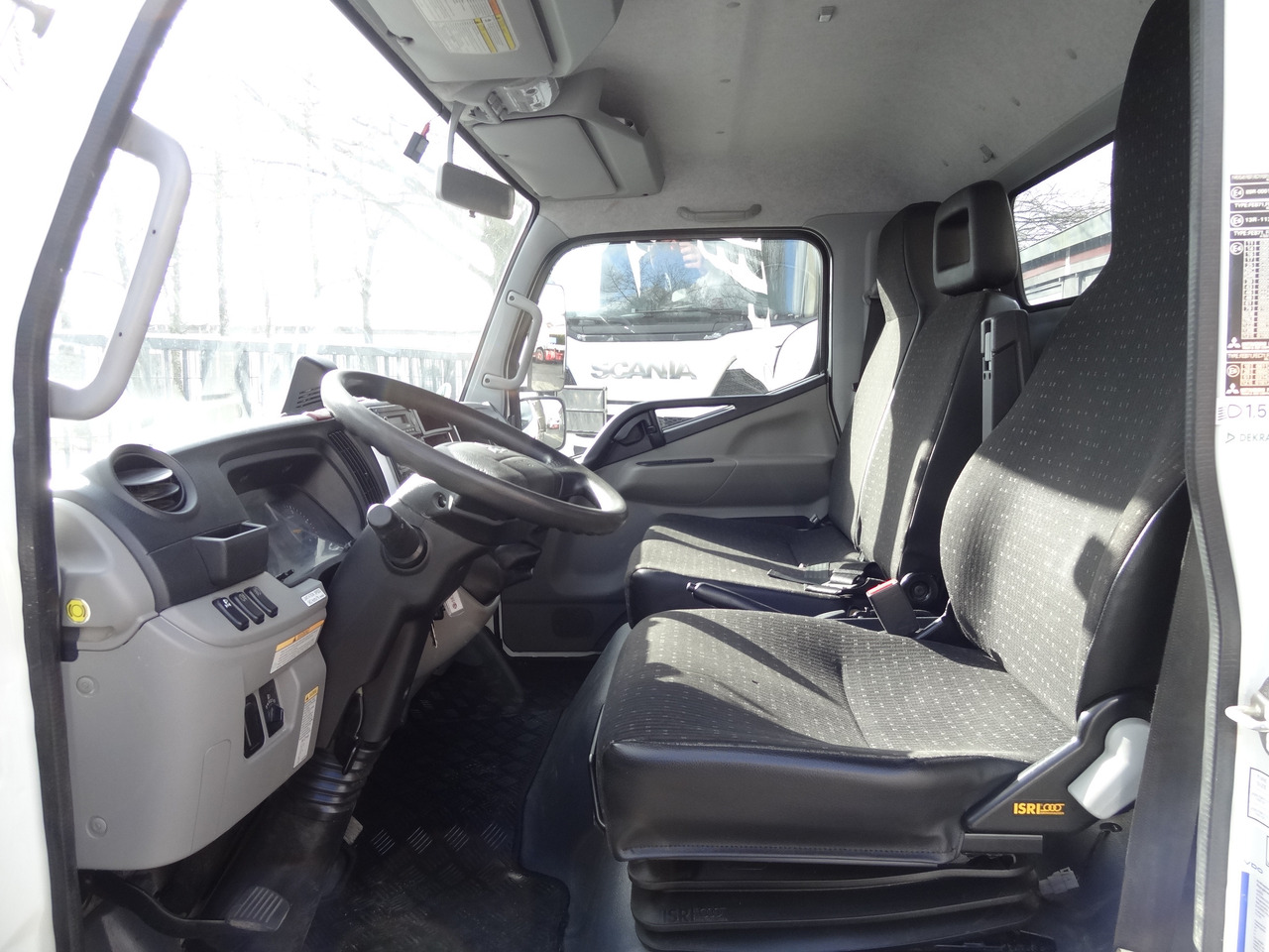 Mitsubishi Fuso 7C18 Meiller - Camião basculante: foto 4 Mitsubishi Fuso 7C18 Meiller - Camião basculante: foto 4