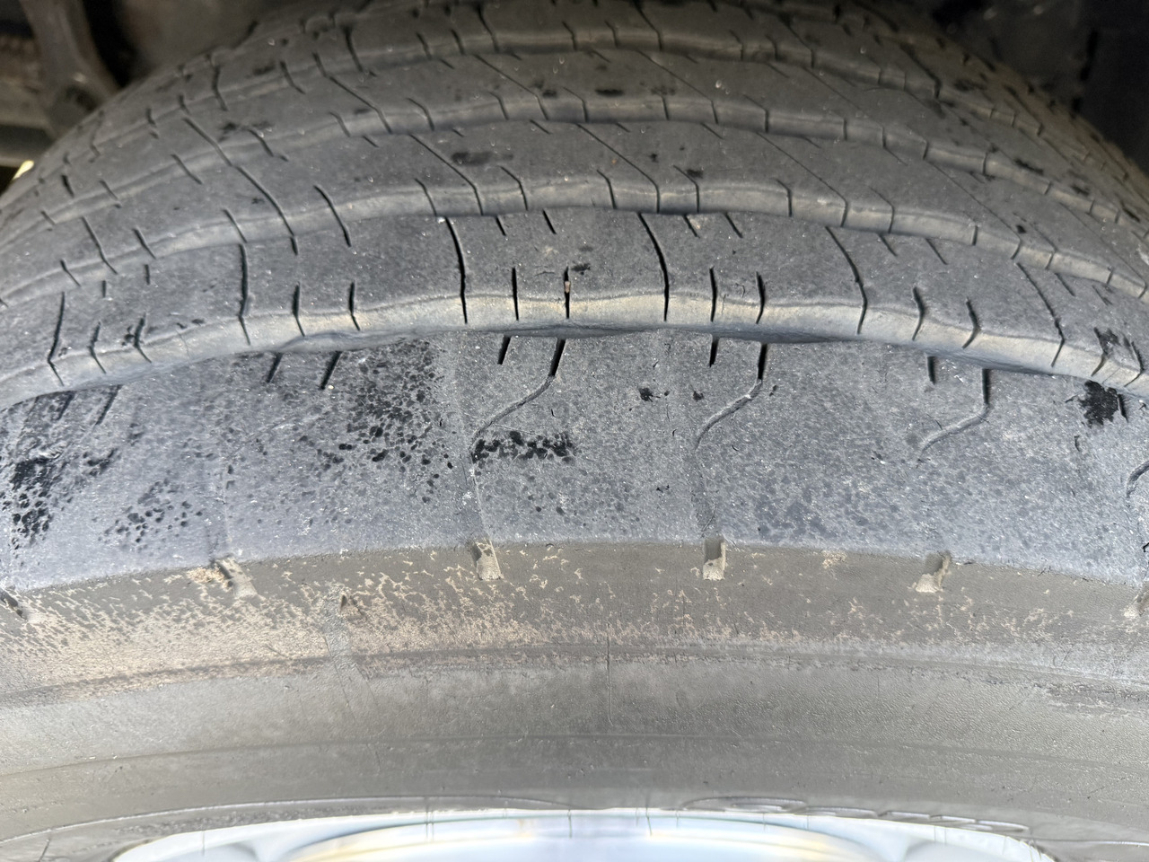 Scania G450 8X2*6 Kipper Kran HMF 2620 K5 - Camião basculante, Camião grua: foto 3 Scania G450 8X2*6 Kipper Kran HMF 2620 K5 - Camião basculante, Camião grua: foto 3