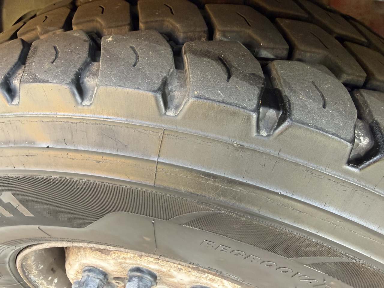 Scania R380 6X2*4 Kipper mit Kran HIAB 220 - Camião basculante, Camião grua: foto 3 Scania R380 6X2*4 Kipper mit Kran HIAB 220 - Camião basculante, Camião grua: foto 3