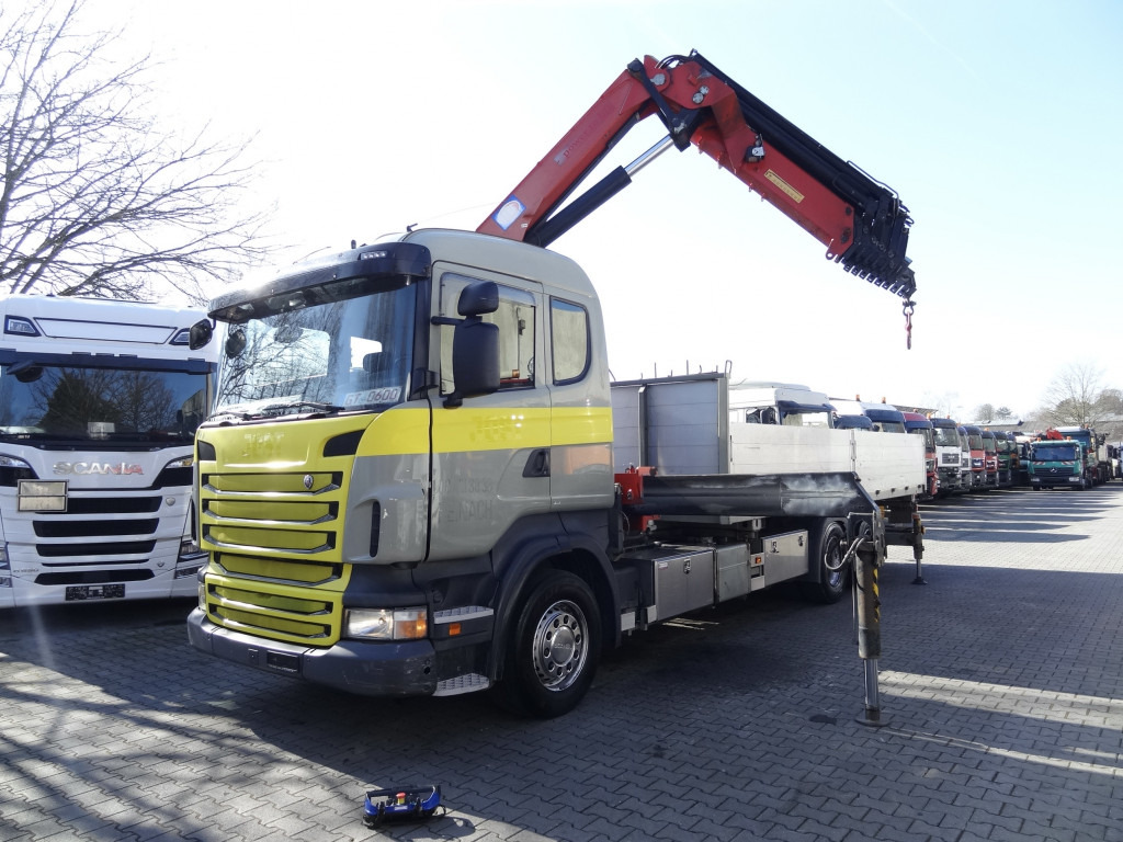 Scania R440 6X2*4 Kran HMF 3000 bis 30 Meter - Camião de caixa aberta/ Plataforma, Camião grua: foto 1 Scania R440 6X2*4 Kran HMF 3000 bis 30 Meter - Camião de caixa aberta/ Plataforma, Camião grua: foto 1