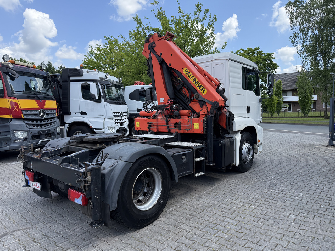 Tractor MAN TGA 18.430 Kran Palfinger 16502 bis 26.5 Meter: foto 13 Tractor MAN TGA 18.430 Kran Palfinger 16502 bis 26.5 Meter: foto 13