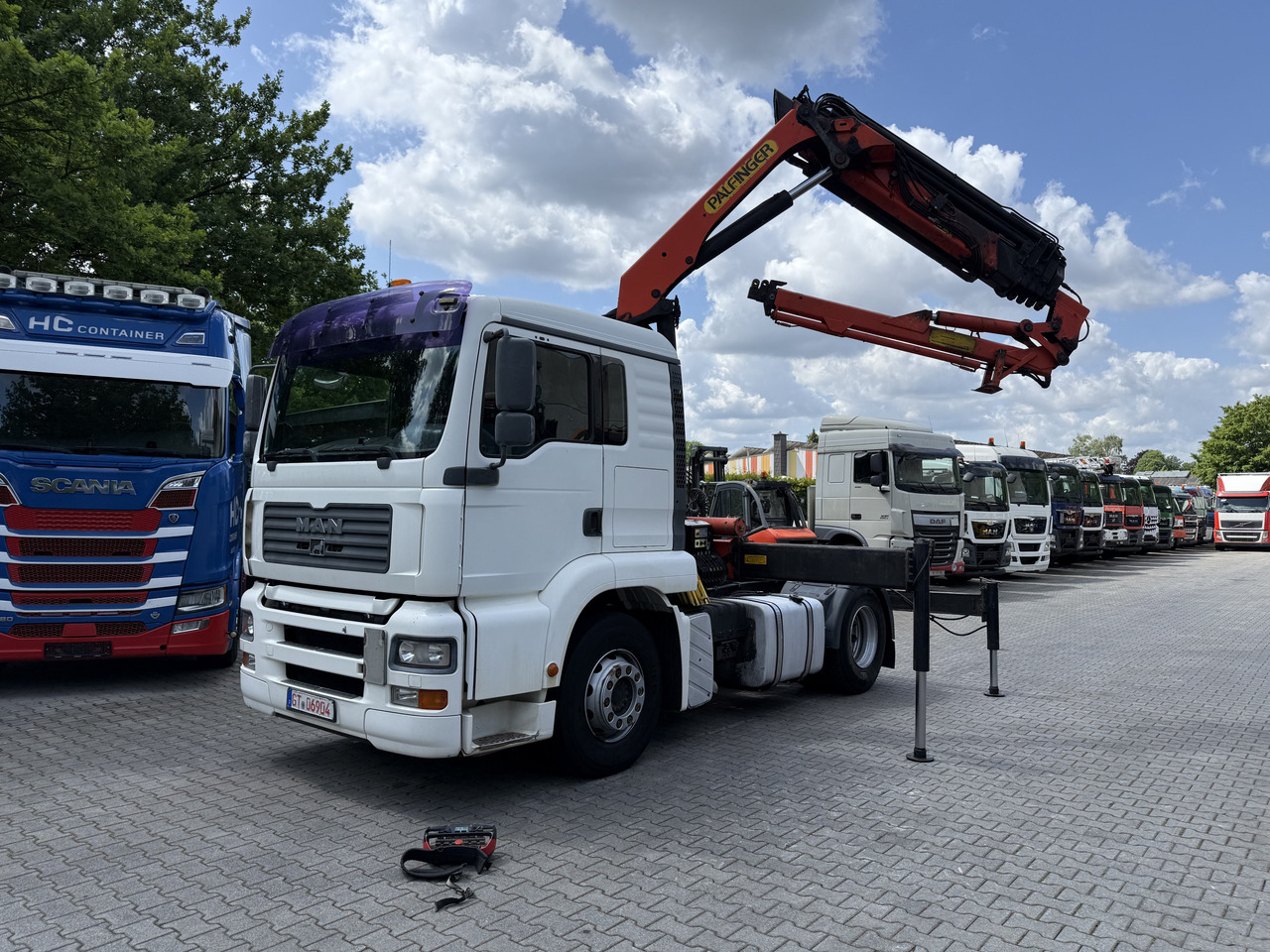 Tractor MAN TGA 18.430 Kran Palfinger 16502 bis 26.5 Meter: foto 8 Tractor MAN TGA 18.430 Kran Palfinger 16502 bis 26.5 Meter: foto 8