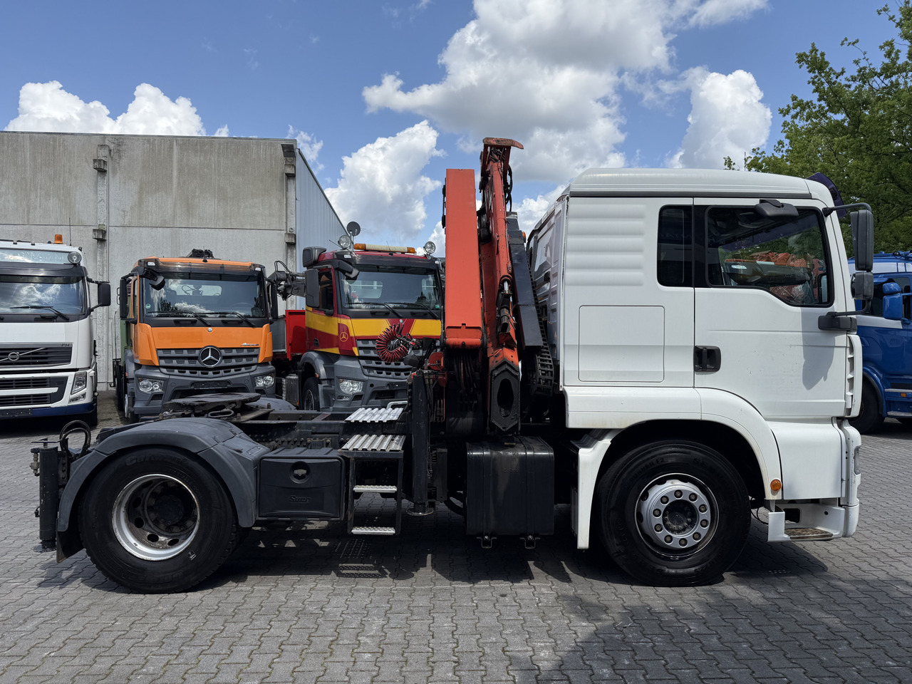 Tractor MAN TGA 18.430 Kran Palfinger 16502 bis 26.5 Meter: foto 12 Tractor MAN TGA 18.430 Kran Palfinger 16502 bis 26.5 Meter: foto 12