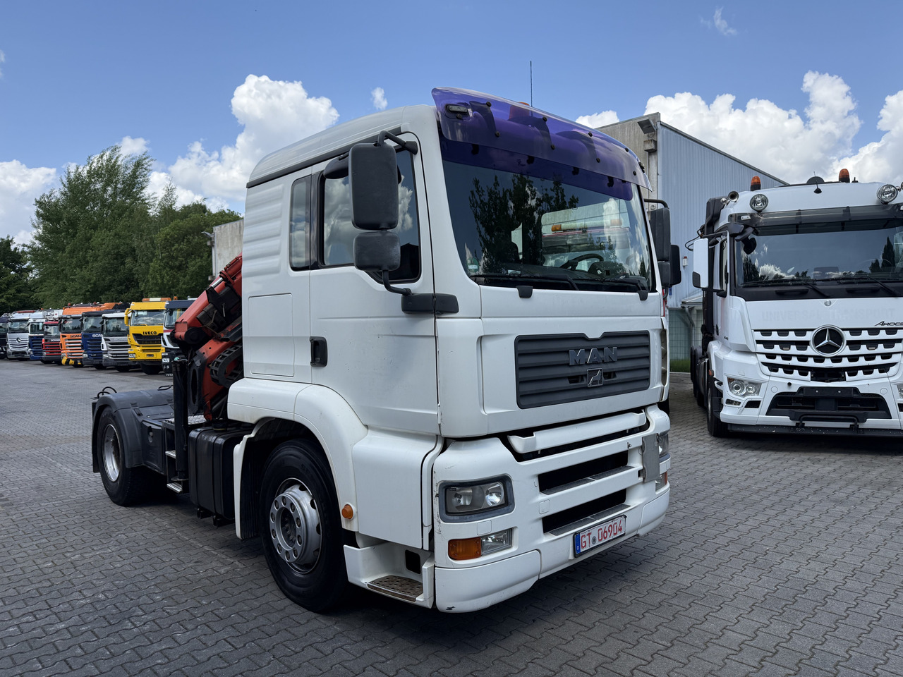 Tractor MAN TGA 18.430 Kran Palfinger 16502 bis 26.5 Meter: foto 11 Tractor MAN TGA 18.430 Kran Palfinger 16502 bis 26.5 Meter: foto 11