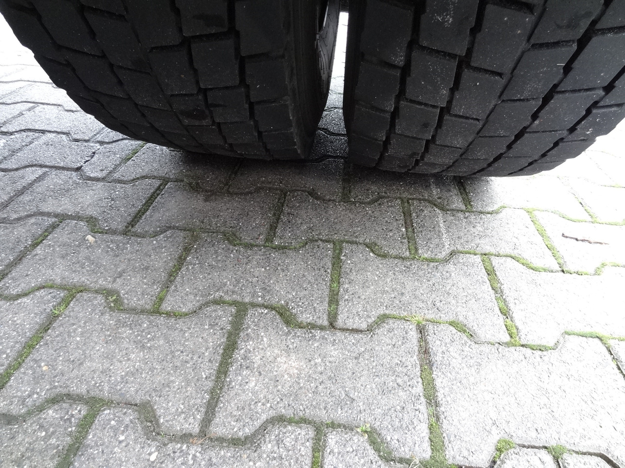 Volvo FE320 Fahrschule/ driving school - Tractor: foto 2 Volvo FE320 Fahrschule/ driving school - Tractor: foto 2