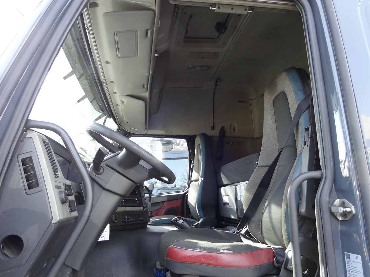 Camião de caixa aberta/ Plataforma, Camião grua Volvo FM370 6X2*4 Kennis K14 Kran: foto 6
