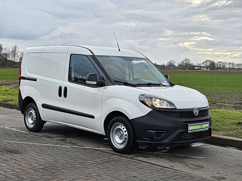 Fiat Doblò CARGO 1.6 L1 1e Eigenaar NL! - Furgão compacto: foto 5 Fiat Doblò CARGO 1.6 L1 1e Eigenaar NL! - Furgão compacto: foto 5