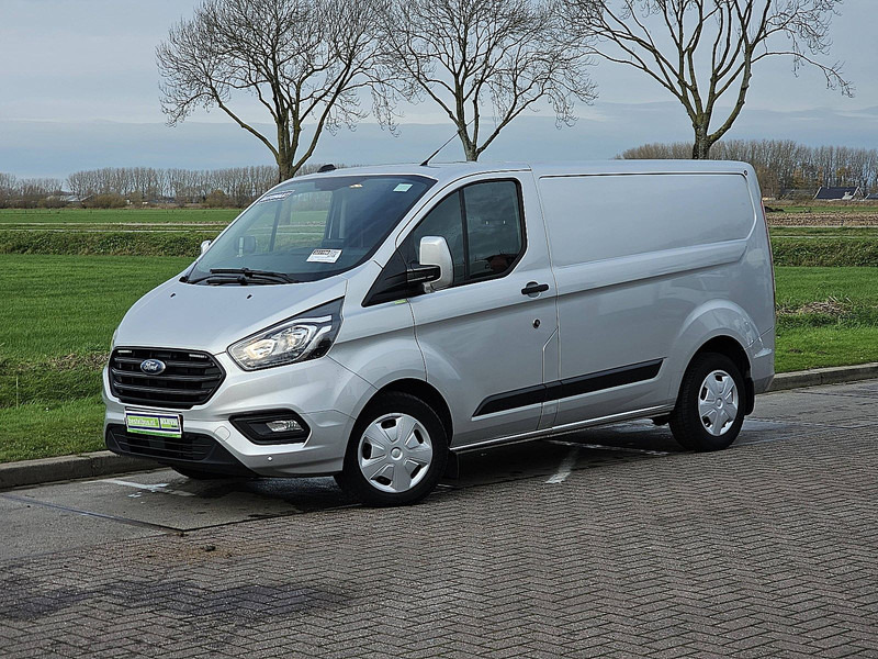 Ford Transit Custom 2.0 TDCI 130 AUT. L1H1 - Furgão compacto: foto 2 Ford Transit Custom 2.0 TDCI 130 AUT. L1H1 - Furgão compacto: foto 2