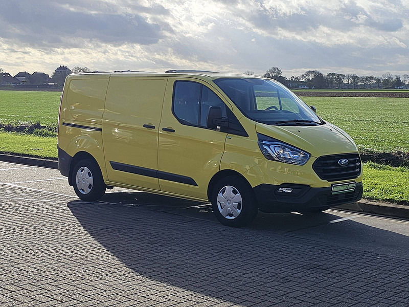 Ford Transit Custom 2.0 ac EURO6 - Furgão compacto: foto 5 Ford Transit Custom 2.0 ac EURO6 - Furgão compacto: foto 5