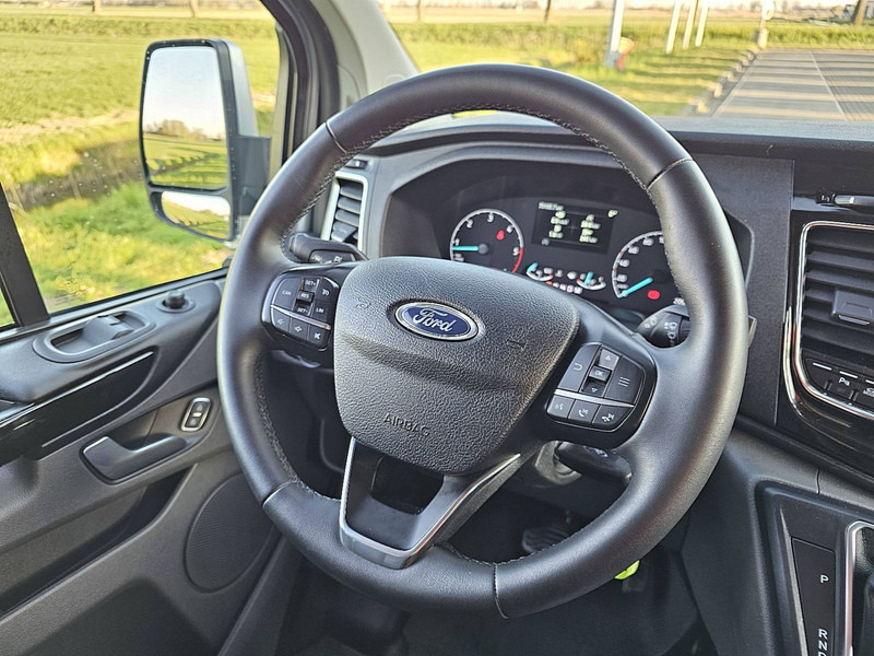 Fotografia de interior 2: Furgão compacto Ford Transit Custom  ac automaat EURO6