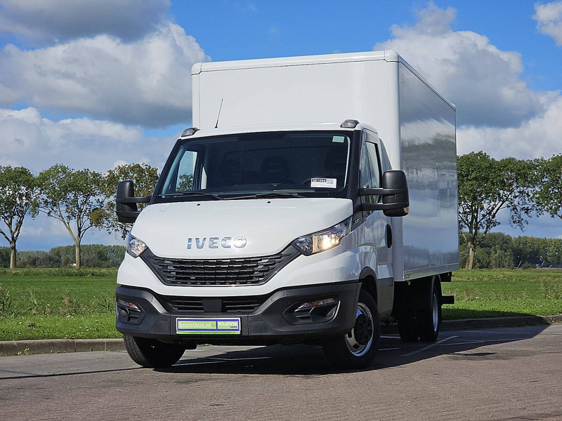 Iveco Daily 35C16 Bakwagen Laadklep - Carrinha de contentor: foto 1 Iveco Daily 35C16 Bakwagen Laadklep - Carrinha de contentor: foto 1