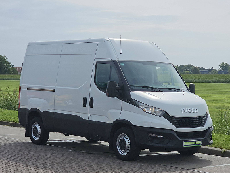 Iveco Daily 35S14 L1H2 Airco Euro6 - Furgão: foto 5 Iveco Daily 35S14 L1H2 Airco Euro6 - Furgão: foto 5