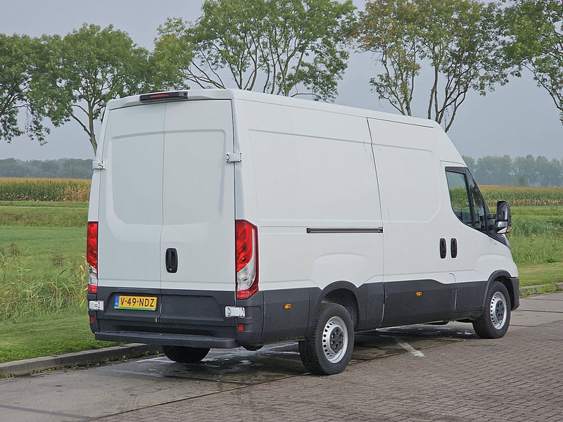 Iveco Daily 35S14 L2H2 3.5T-AHG Airco! - Furgão: foto 3 Iveco Daily 35S14 L2H2 3.5T-AHG Airco! - Furgão: foto 3