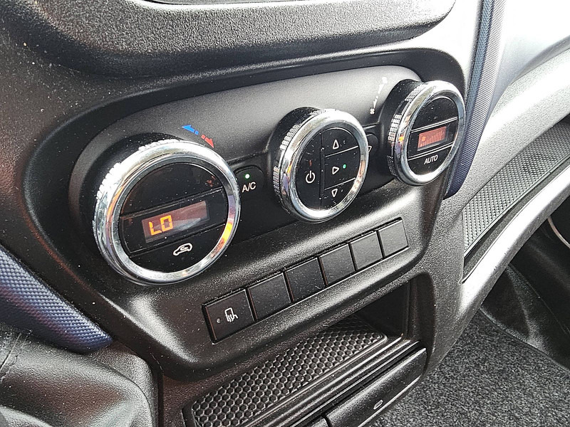 Furgão Iveco Daily 35S16: foto 9