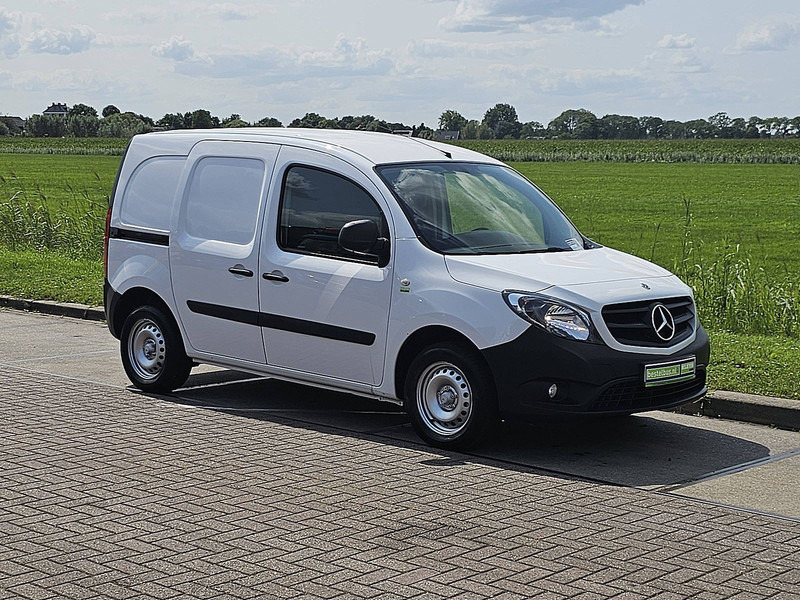 Mercedes-Benz Citan 109 CDI LONG Airco Euro6! - Carrinha de contentor: foto 5 Mercedes-Benz Citan 109 CDI LONG Airco Euro6! - Carrinha de contentor: foto 5
